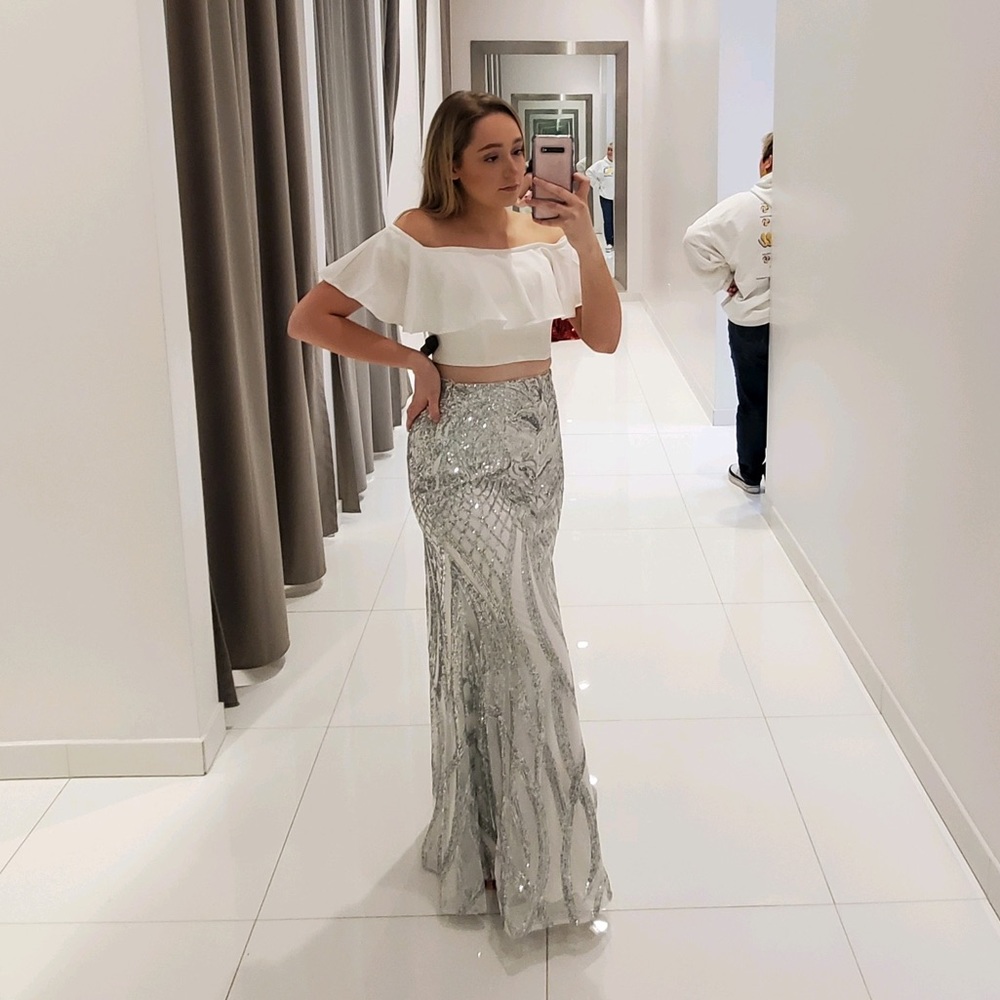 Prom dress